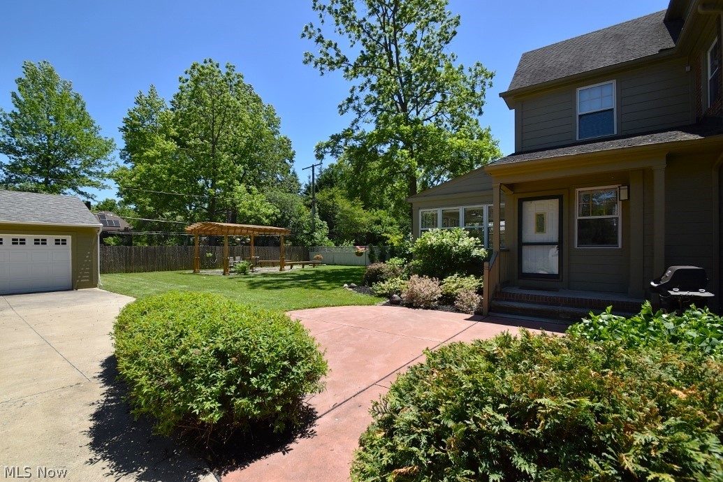 2851 Southington Road Cleveland, OH 44120 - Photo 33 of 34