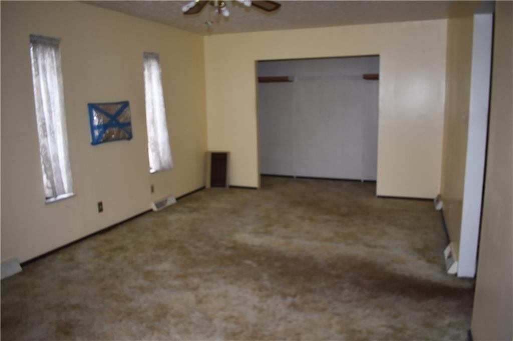 24 Spring Run Road Extension Coraopolis, PA 15108 - Photo 7 of 10 Master Bedroom on the first level
