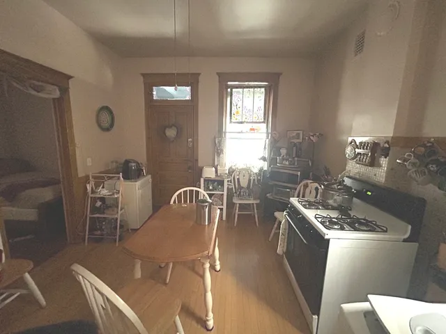 $1,450,000 | 2042 West Walton Street, Chicago, IL 60622