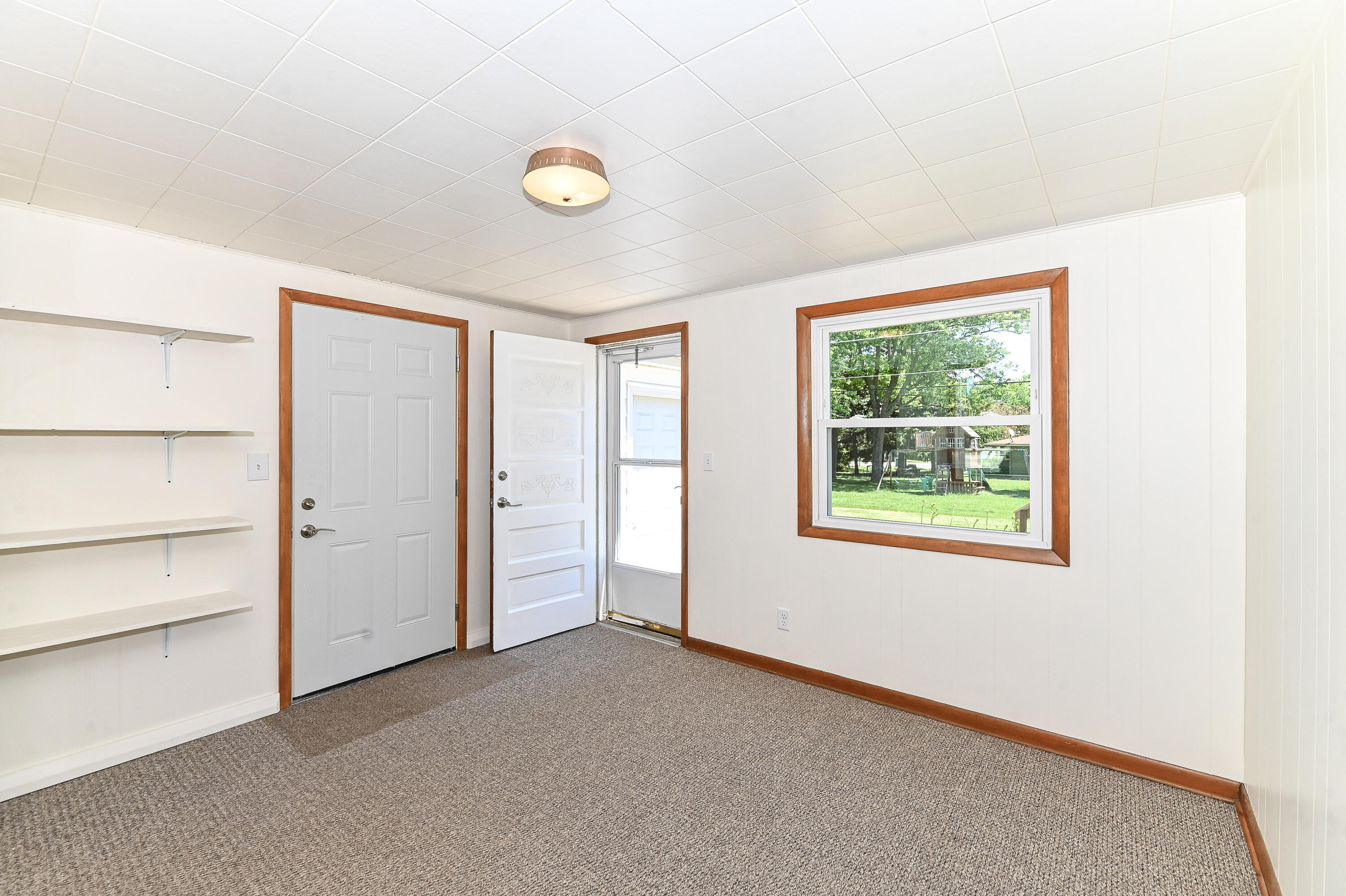 W156N8008 Pilgrim Road Menomonee Falls, WI 53051 - Photo 29 of 50 pilgrim-36