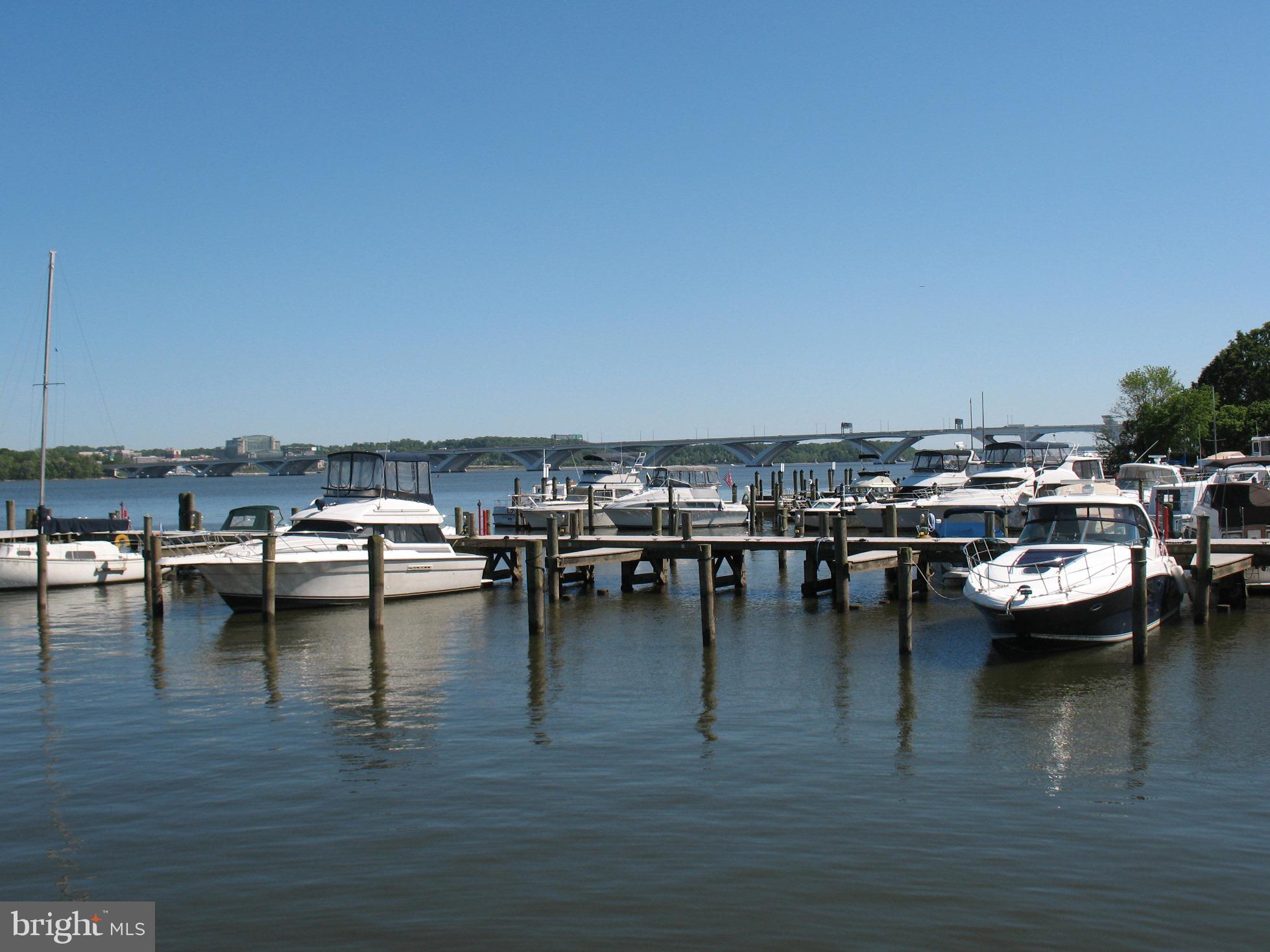 8403 Wagon Wheel Road Alexandria, VA 22309 - Photo 47 of 47 Close by to marina's, schools, parks and pools