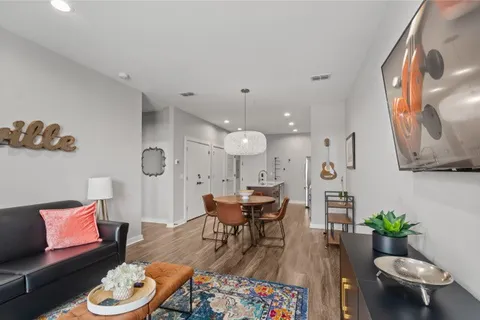 $395,000 | 5403 Centennial Boulevard, Unit 203, Nashville, TN 37209