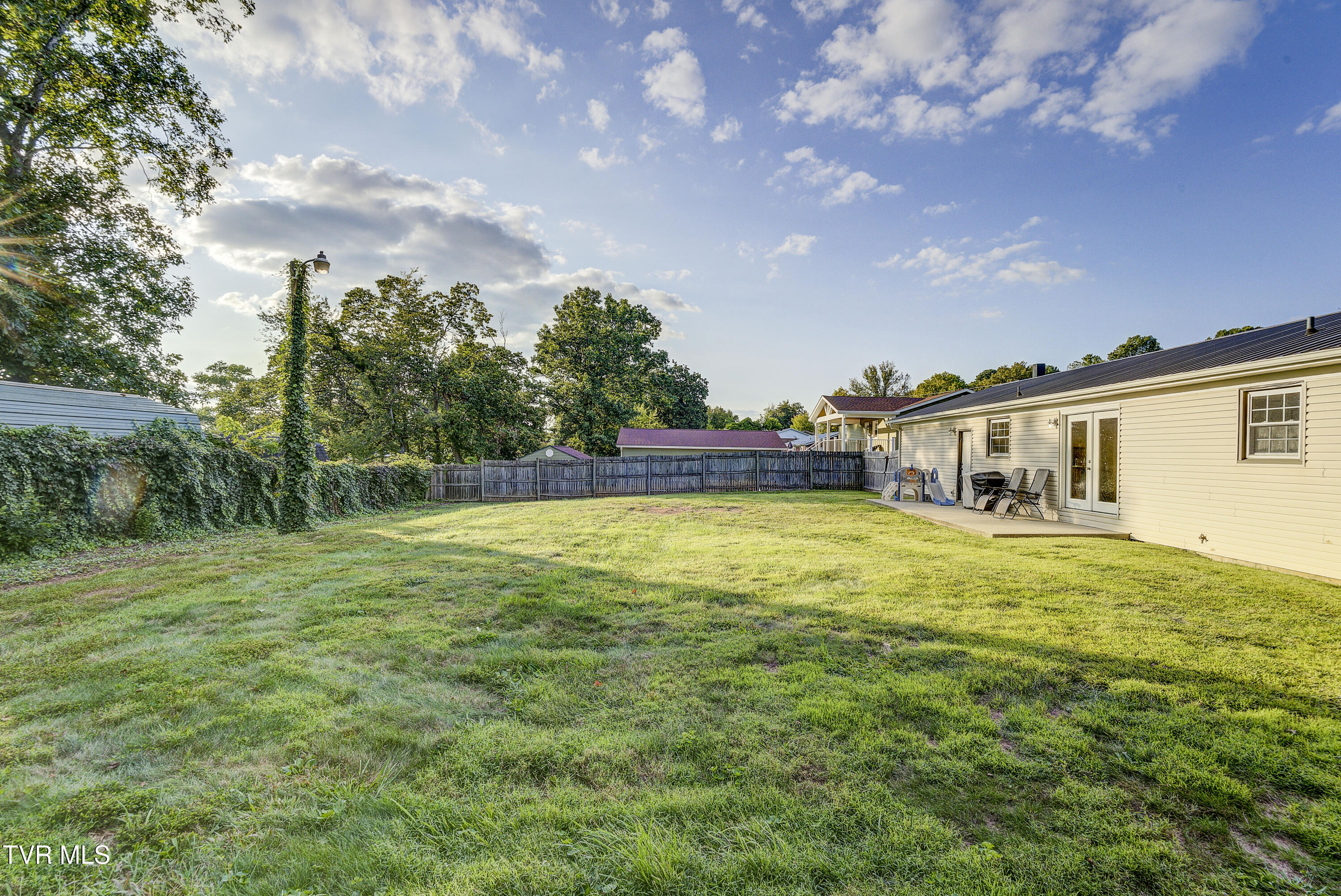 110 Hopeville Avenue Greeneville, TN 37745 - Photo 38 of 57 Hopeful-33