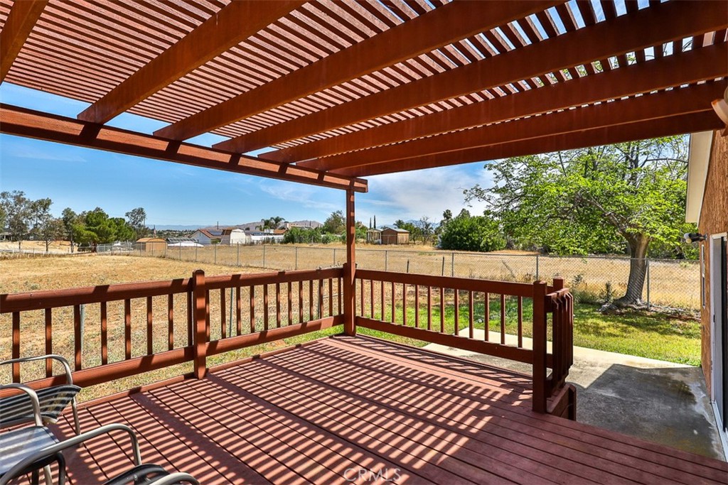 18266 Roberts Road Riverside, CA 92508 - Photo 24 of 27