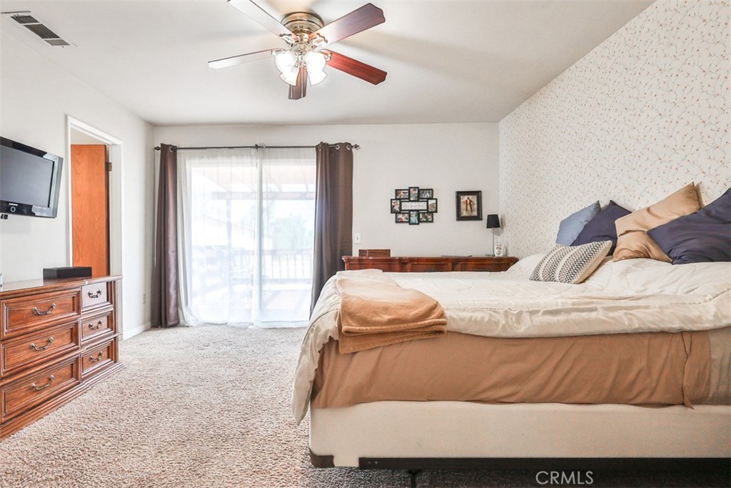 18266 Roberts Road Riverside, CA 92508 - Photo 9 of 27 Master suite