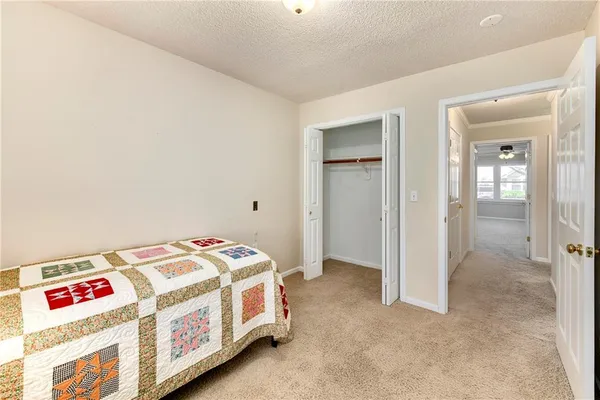 $268,000 | 735 North Somerset Terrace, Olathe, KS 66062