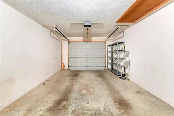 $268,000 | 735 North Somerset Terrace, Olathe, KS 66062