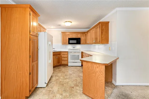 $268,000 | 735 North Somerset Terrace, Olathe, KS 66062