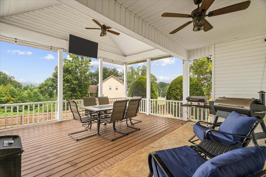 1020 South Ridge Drive Dalton, GA 30721 - Photo 3 of 47 Gallery Image 3