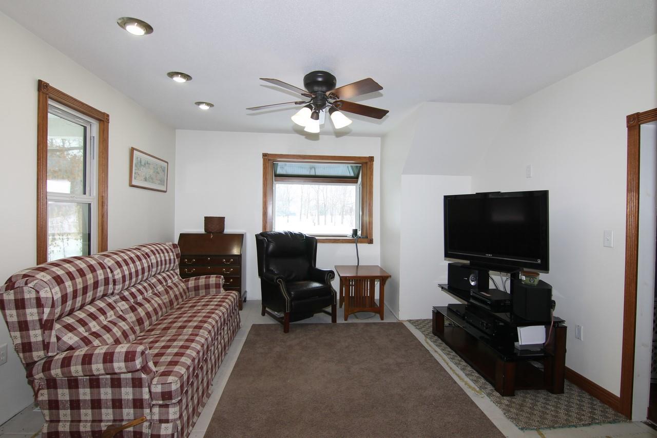 3463 540th Street Southwest Riverside, IA 52327 - Photo 15 of 57 Gallery Image 15