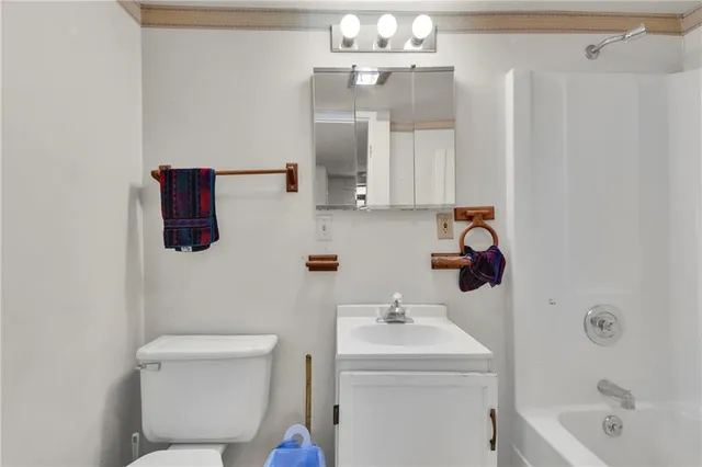 $167,000 | 6009 Marion Avenue, Kansas City, MO 64133