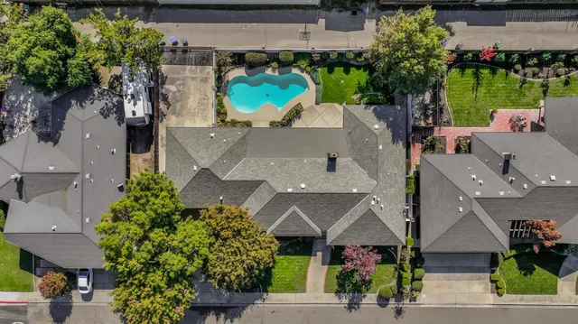 $898,000 | 1950 Simon Drive, Turlock, CA 95382