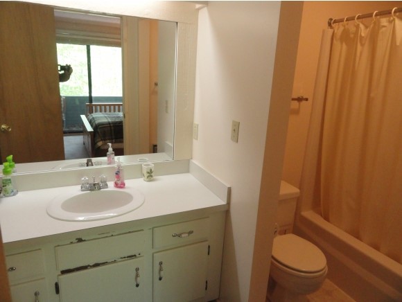 13-2 Whaleback Road, Unit 2 Lincoln, NH 03251 - Photo 8 of 11