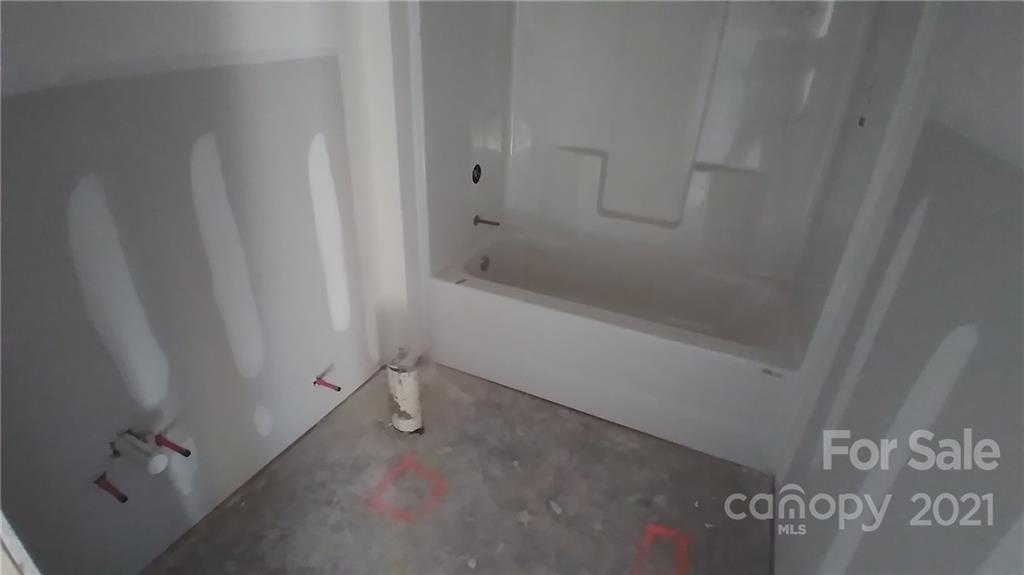 2135 State Rd S-46-1474, Unit 5 Clover, SC 29710 - Photo 8 of 18 a view of bathroom