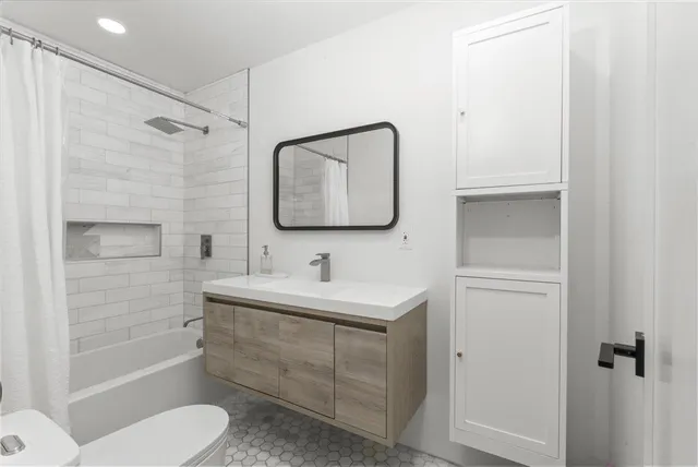 $494,999 | 2213 Evelle Lane, Turlock, CA 95380