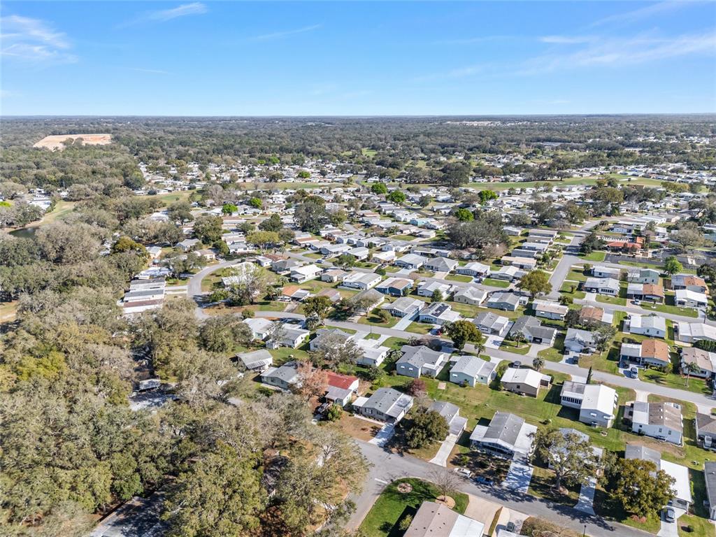 1727 Hilton Head Boulevard Lady Lake, FL 32159 - Photo 38 of 39 an aerial view of multiple house