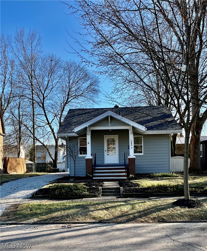 1640 Hampton Road Akron, OH 44305 - Photo 1 of 17