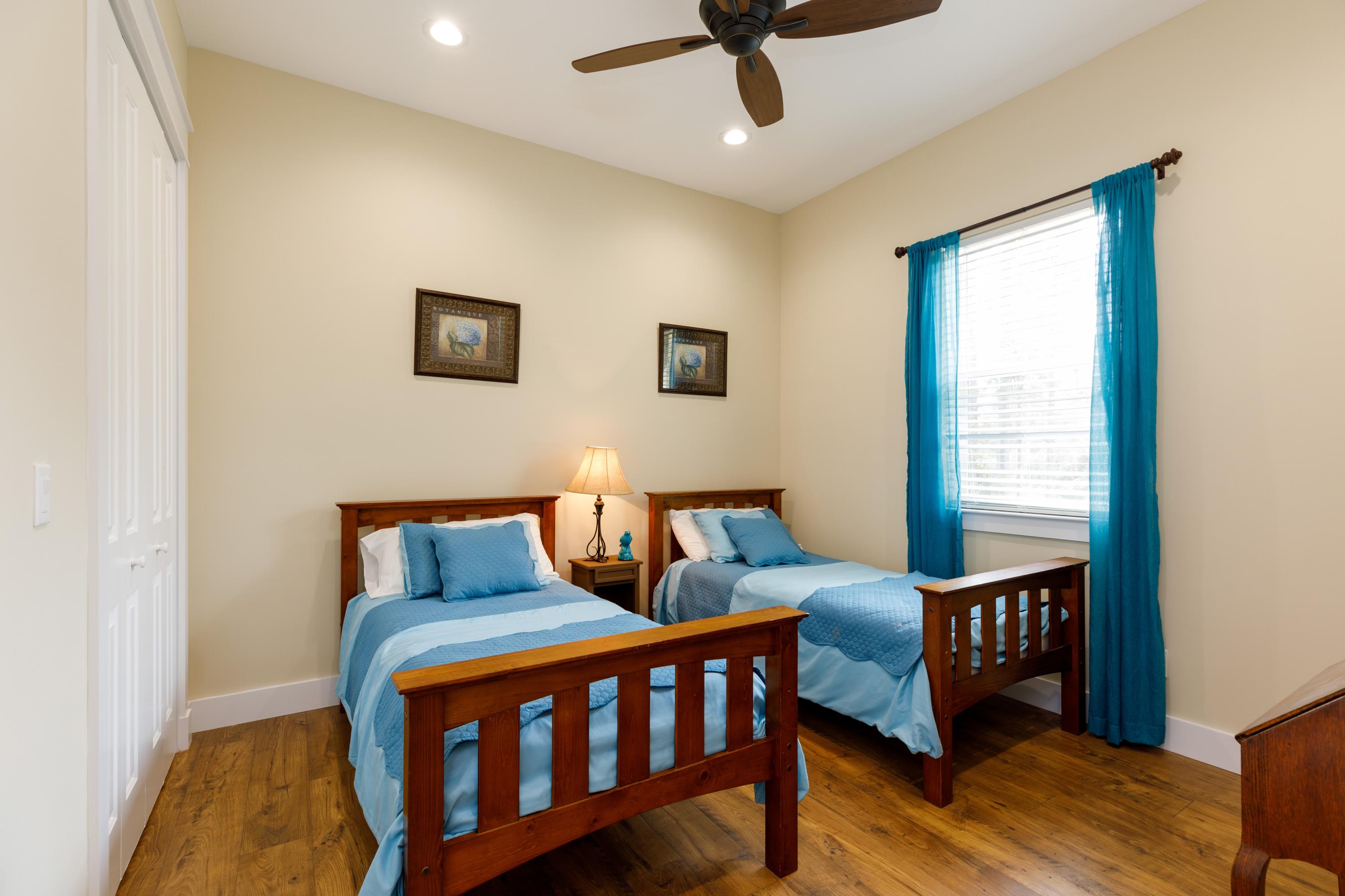 178 Whispering Way Freeport, FL 32439 - Photo 21 of 35 19_178WhisperingWay_2040_HiRes