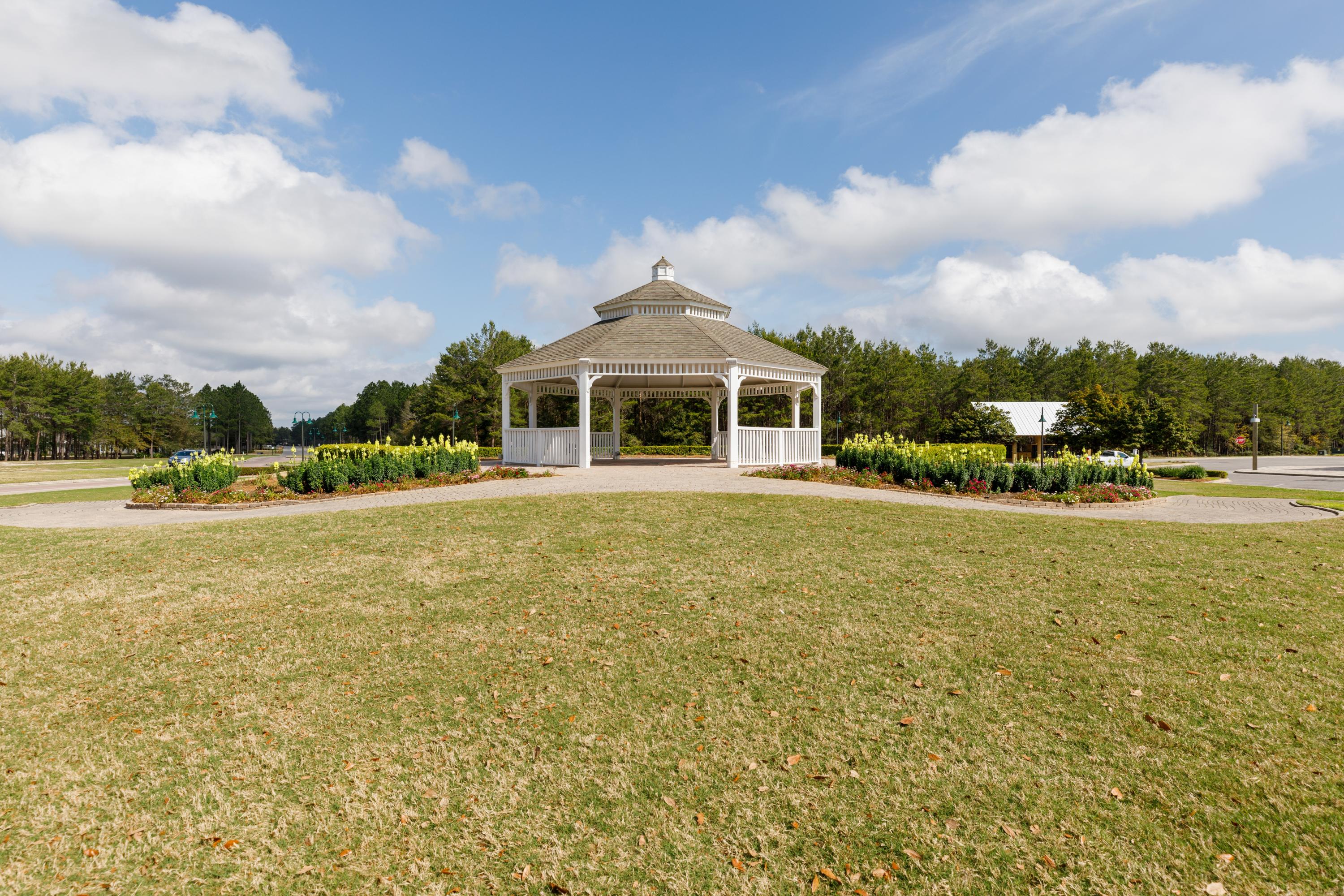 178 Whispering Way Freeport, FL 32439 - Photo 34 of 35 29_178WhisperingWay_2055_HiRes