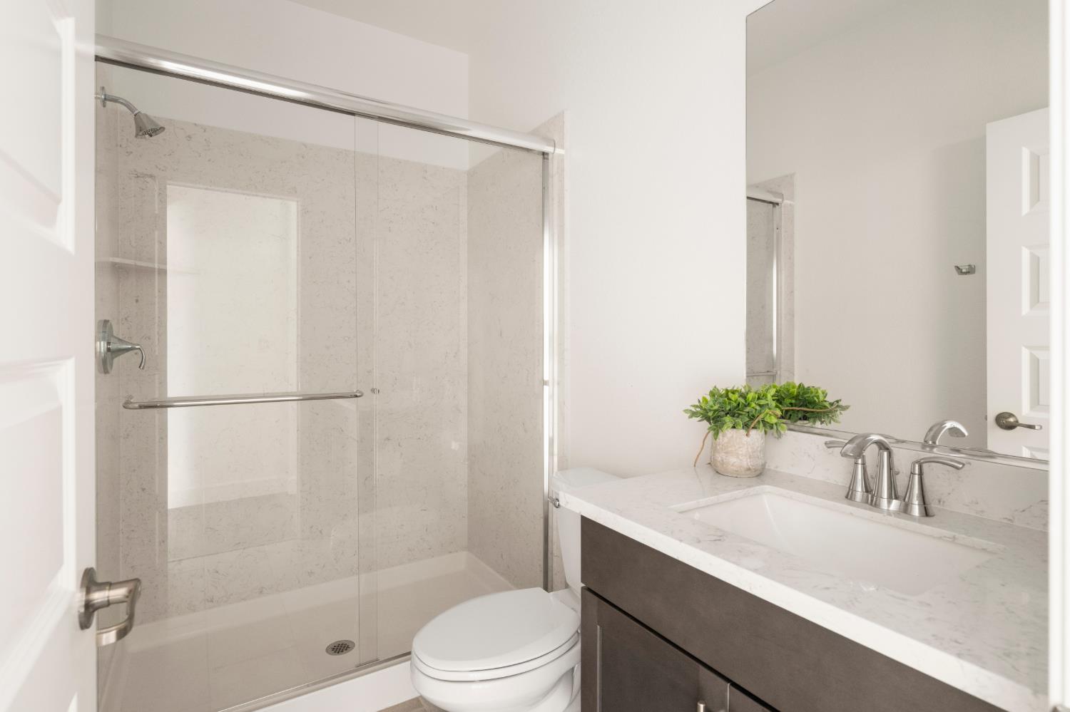 998 Fullerton Ranch Road Lincoln, CA 95648 - Photo 21 of 44 Downstairs Bathroom #1