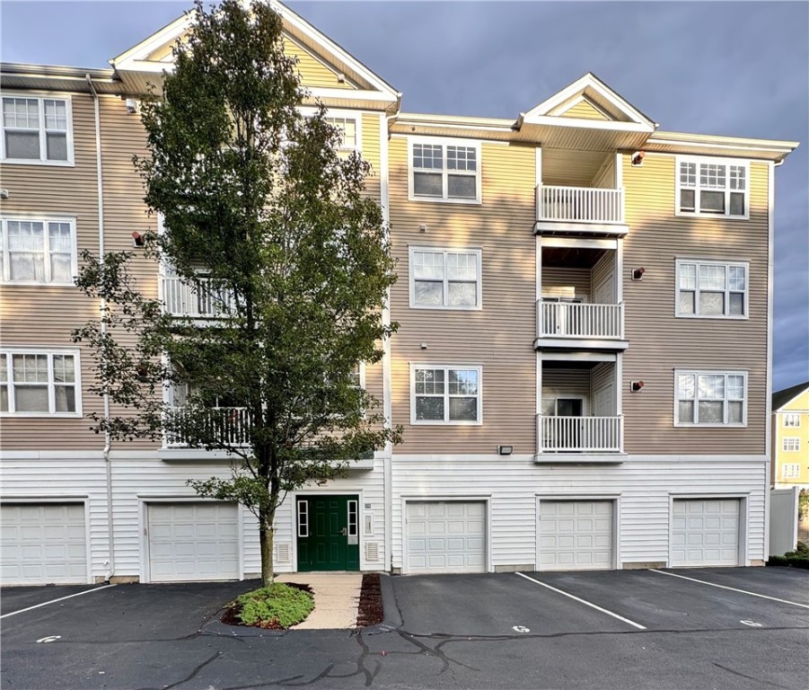 108 Mill Street, Unit 202 Woonsocket, RI 02895 - Photo 1 of 31