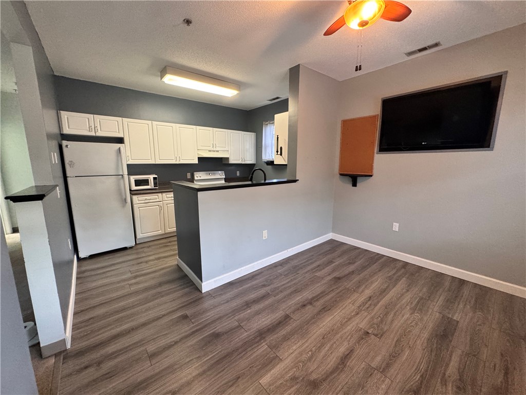 108 Mill Street, Unit 202 Woonsocket, RI 02895 - Photo 19 of 31