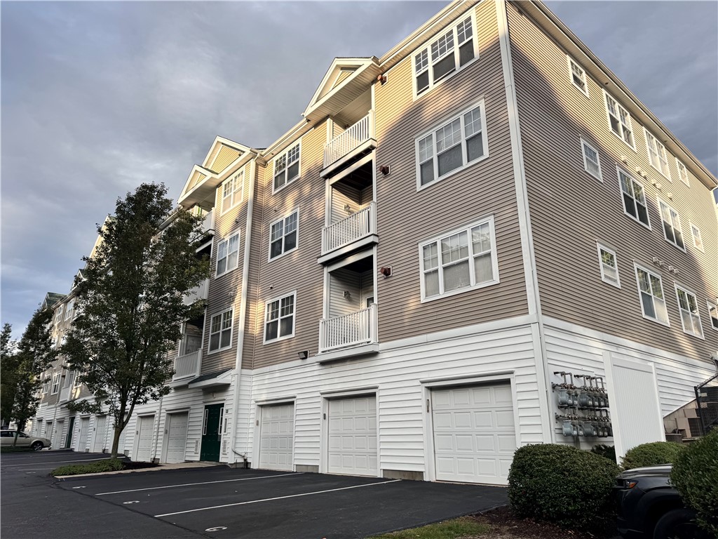 108 Mill Street, Unit 202 Woonsocket, RI 02895 - Photo 3 of 31