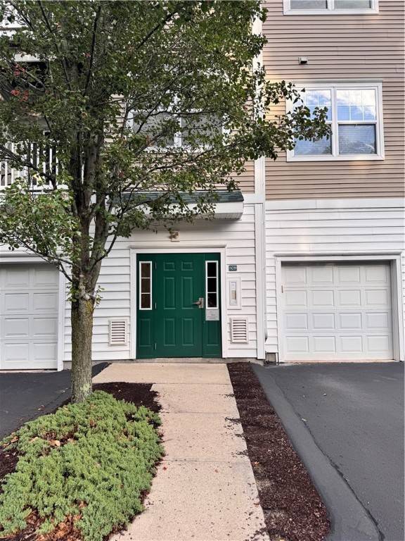 108 Mill Street, Unit 202 Woonsocket, RI 02895 - Photo 4 of 31