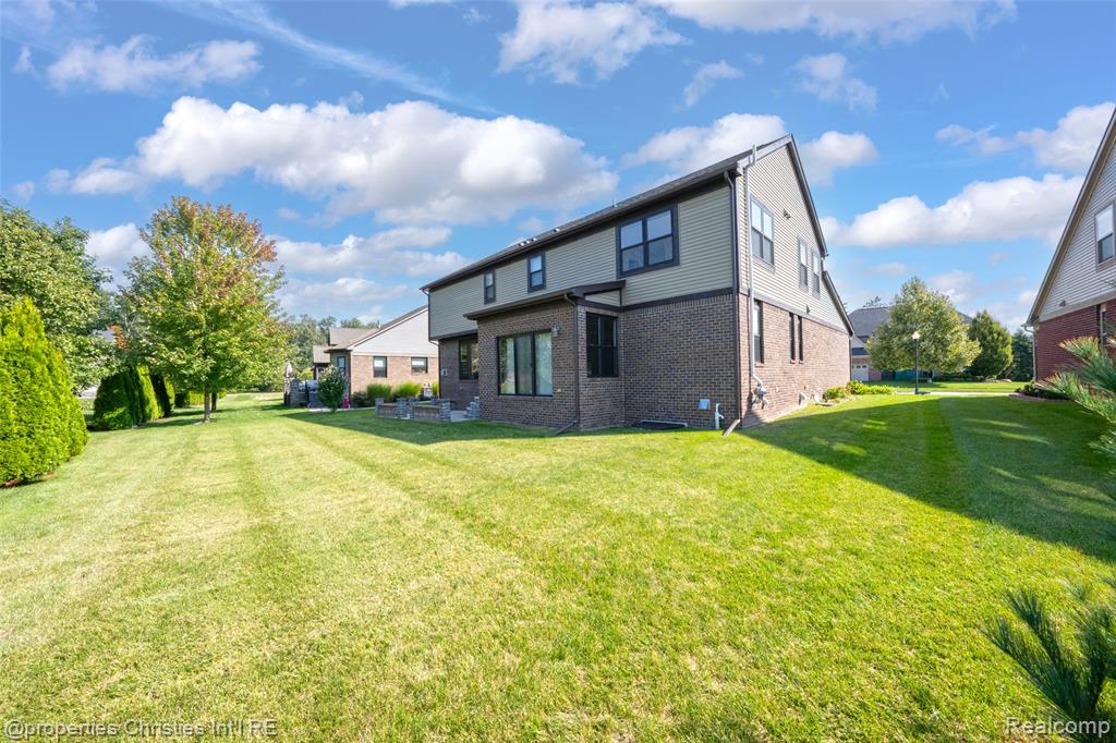 3938 Somerset Circle Rochester Hills, MI 48309 - Photo 62 of 71