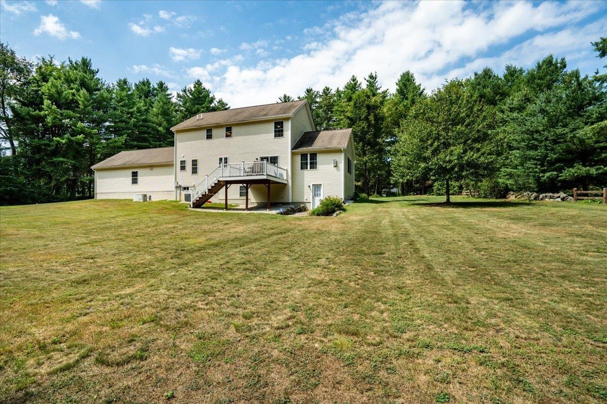155 Wallace Road Bedford, NH 03110 - Photo 38 of 48