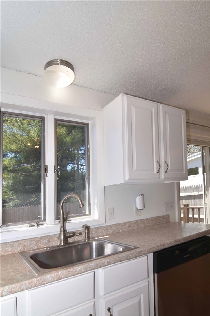 23 Castlerock Drive, Unit 23 Charlestown, RI 02813 - Photo 14 of 31