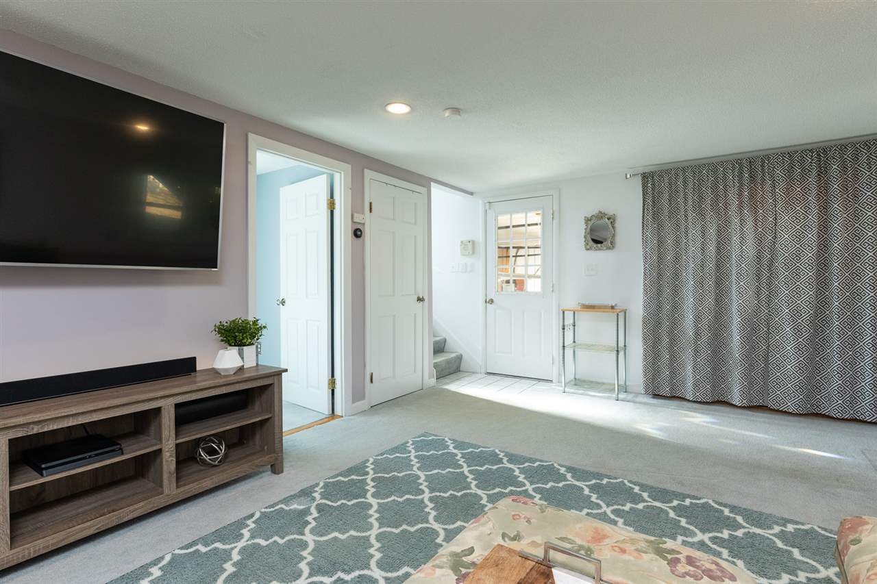 13 Harding Road Portsmouth, NH 03801 - Photo 33 of 40