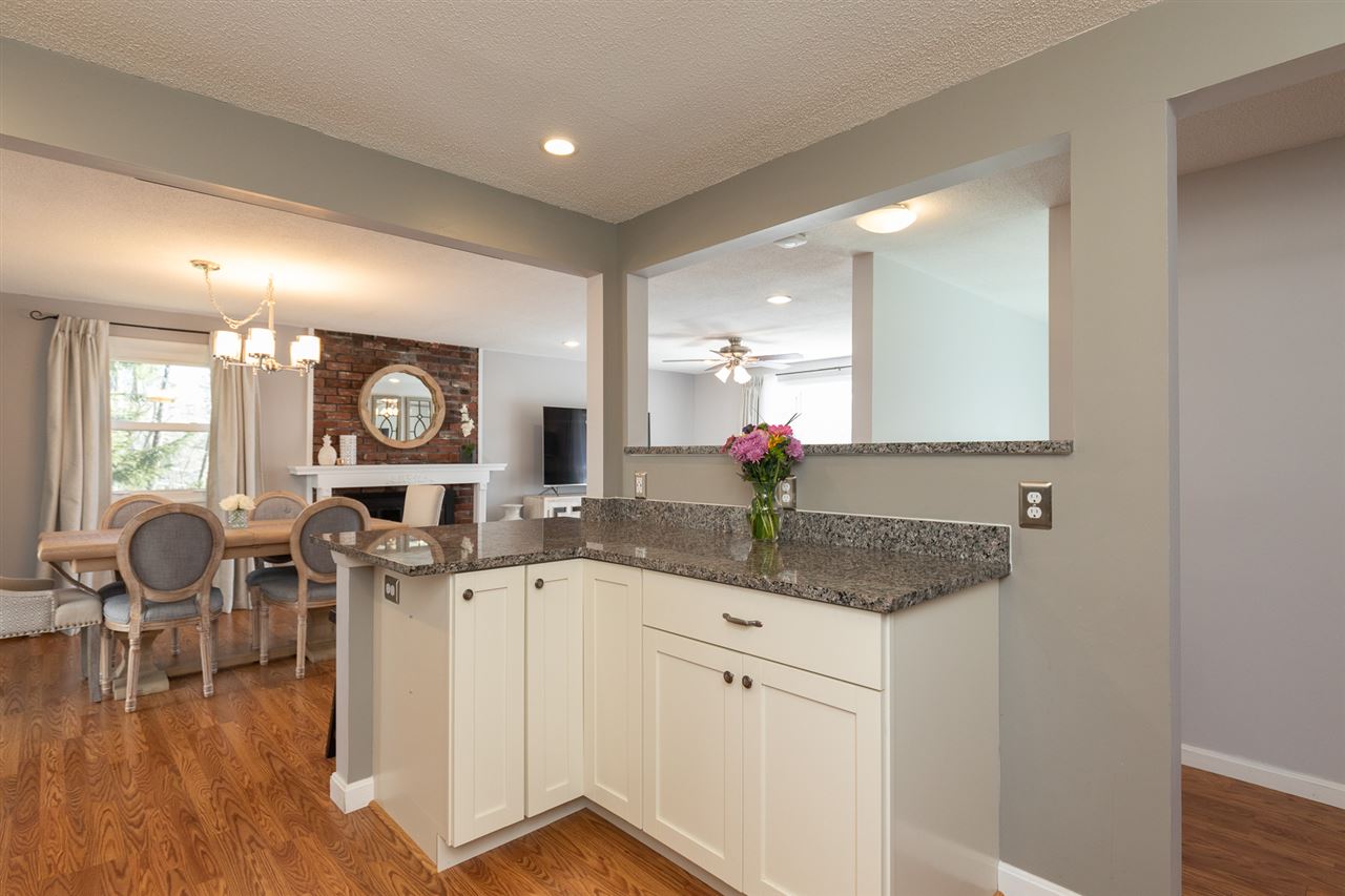 13 Harding Road Portsmouth, NH 03801 - Photo 7 of 40