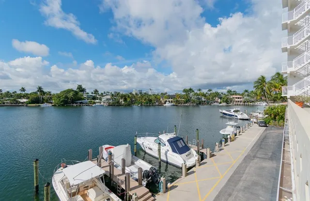 $519,000 | 333 Sunset Drive, Unit 105, Fort Lauderdale, FL 33301