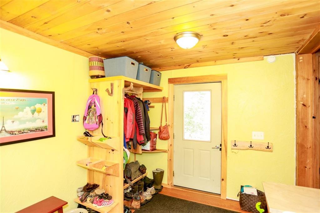86 Bartlett Road Hartford, ME 04220 - Photo 4 of 35 Photo