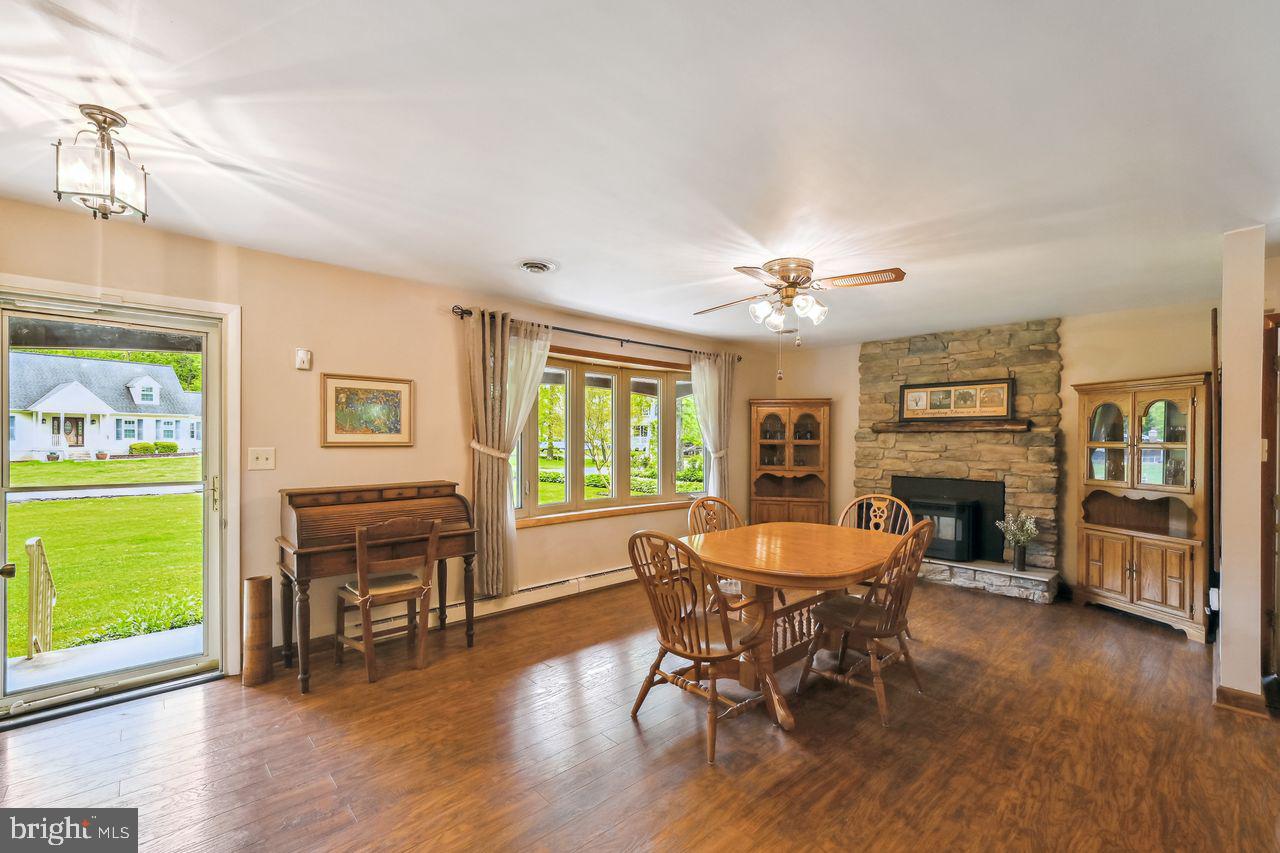 2214 Seneca Road Essex, MD 21221 - Photo 11 of 40 Gallery Image 11