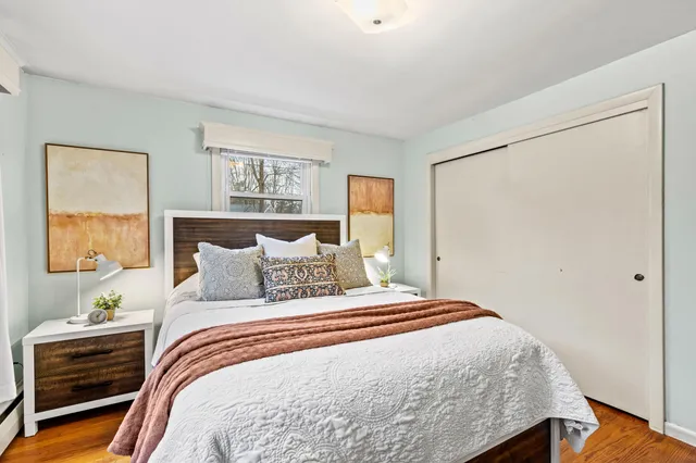 $425,000 | 11 Hillside Avenue, Scarborough, ME 04074