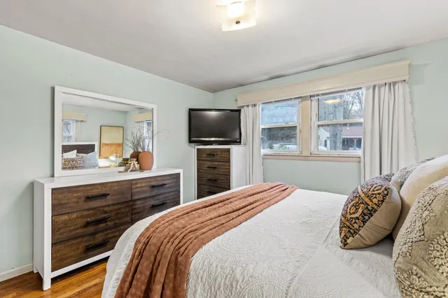 $425,000 | 11 Hillside Avenue, Scarborough, ME 04074