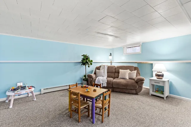 $425,000 | 11 Hillside Avenue, Scarborough, ME 04074