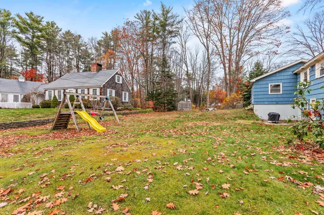 $425,000 | 11 Hillside Avenue, Scarborough, ME 04074