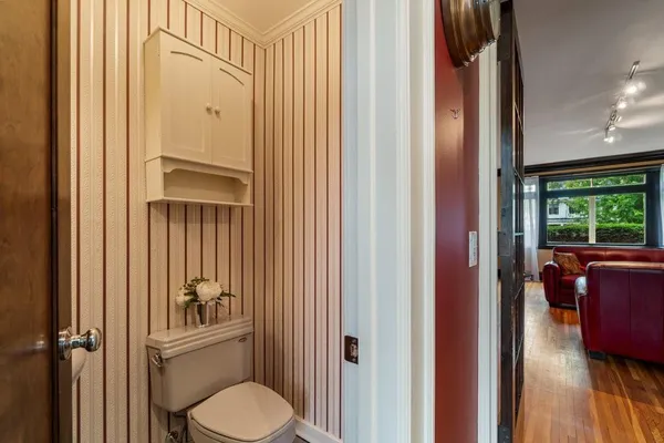 $950,000 | 707 West Columbia Street, Chippewa Falls, WI 54729