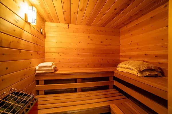 $950,000 | 707 West Columbia Street, Chippewa Falls, WI 54729