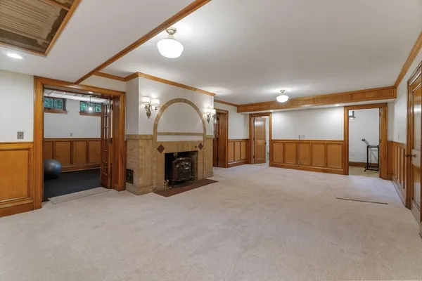 $950,000 | 707 West Columbia Street, Chippewa Falls, WI 54729