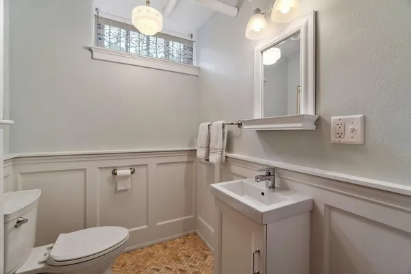 $950,000 | 707 West Columbia Street, Chippewa Falls, WI 54729