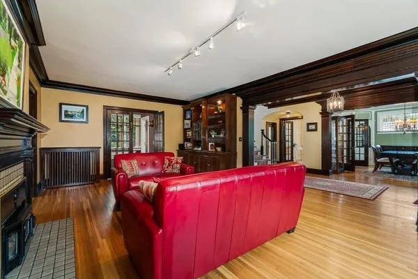 $950,000 | 707 West Columbia Street, Chippewa Falls, WI 54729