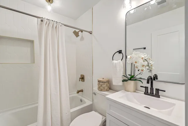 $699,000 | 1134 Shadow Drive, Mount Pleasant, SC 29464