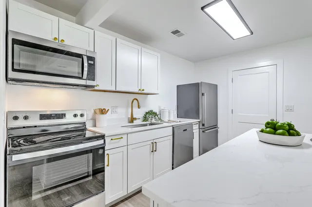 $699,000 | 1134 Shadow Drive, Mount Pleasant, SC 29464