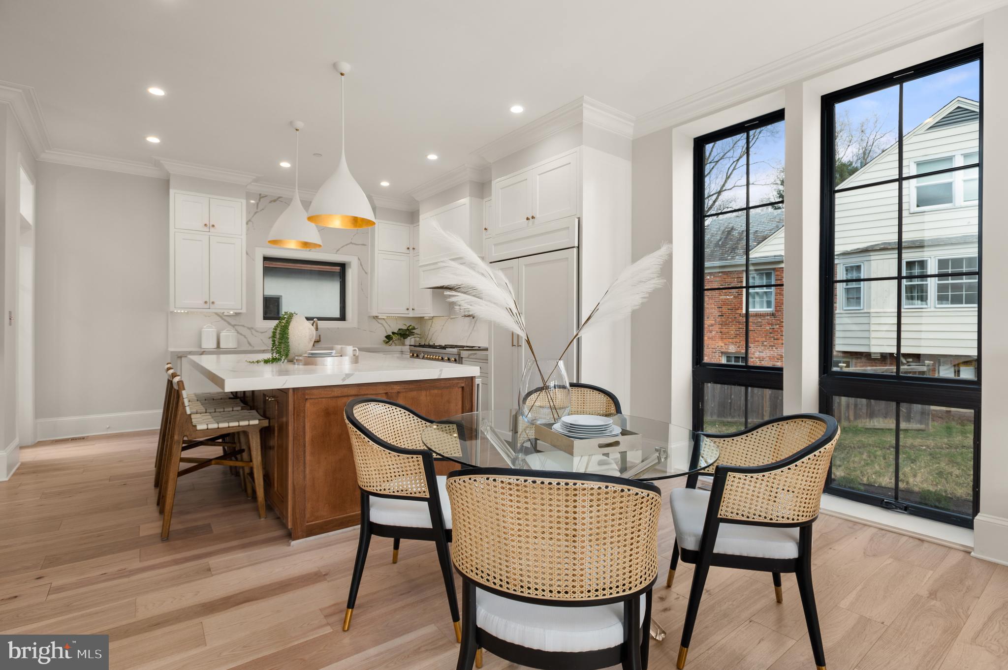 5045 Overlook Road Northwest Washington, DC 20016 - Photo 15 of 50 Eat-in area and kitchen