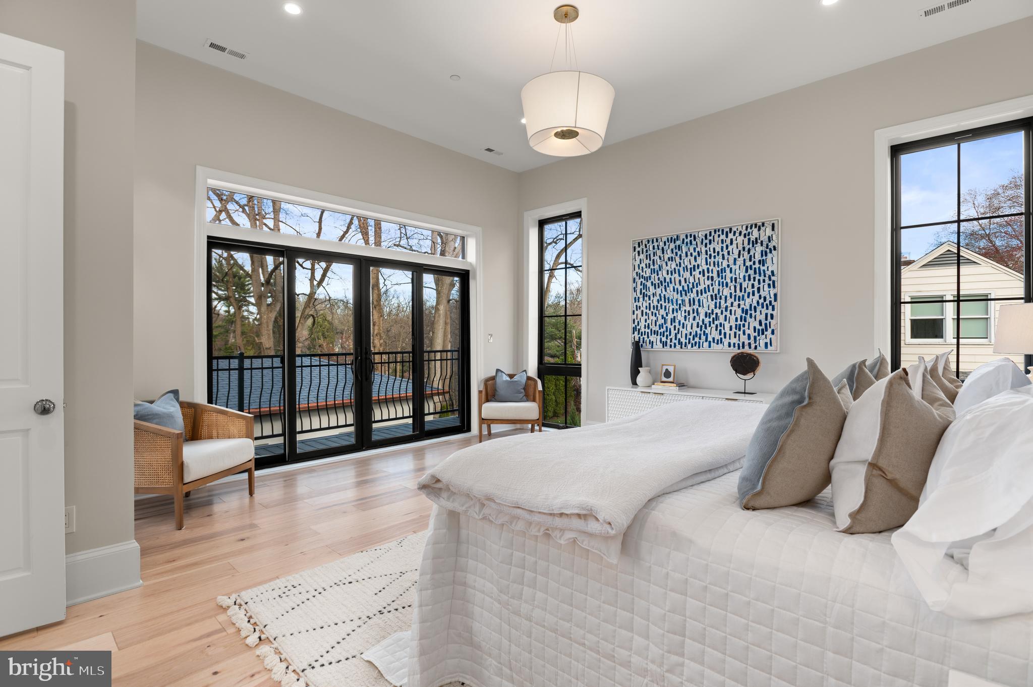 5045 Overlook Road Northwest Washington, DC 20016 - Photo 24 of 50 Owner's suite with private balcony