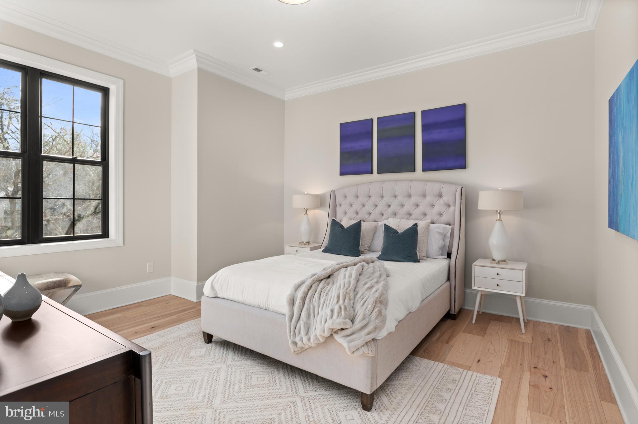 5045 Overlook Road Northwest Washington, DC 20016 - Photo 31 of 50 Bedroom 2 with ensuite bath